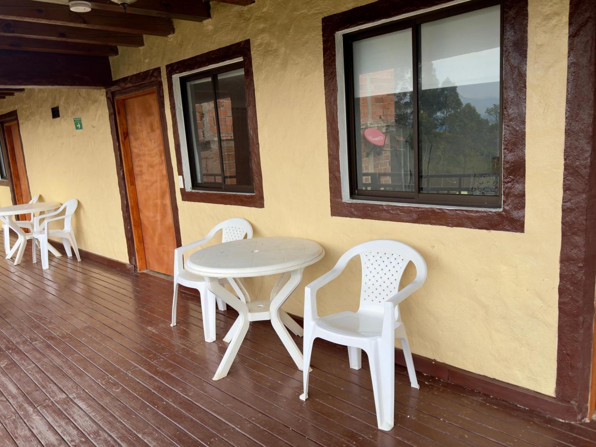 Hostal Inn II Rionegro Extérieur photo